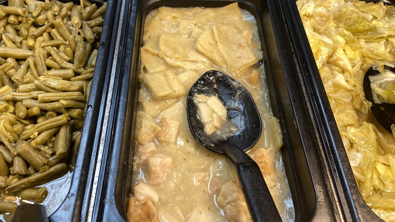 chicken pot pie serving tray