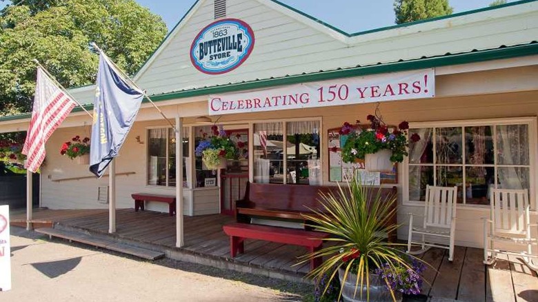 Butteville Store storefront